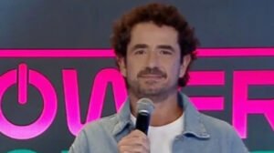 Felipe Andreoli Power Couple apresentador