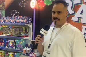 Lucas Missi, gerente de Marketing da COPAG, apresenta as novidades da marca - Foto: Outrossim
