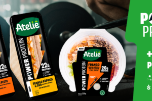 A nova linha Power Protein, da Ateliê, reúne sanduíches e salada refrigerados desenvolvidos para oferecer praticidade, sabor e mais de 20 g de proteína por refeição. Foto: Divulgação/Ateliê.