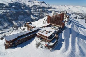 Valle Nevado confirma temporada 2026 com pistas abertas até 18 de outubro DivulgaçãoValle Nevado confirma temporada 2026 com pistas abertas até 18 de outubro Divulgação
